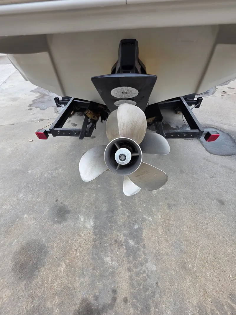 Slide: The Image of Crownline Boats Eclipse E255 2022 - 6