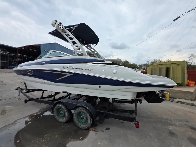 Slide: The Image of Crownline Boats Eclipse E255 2022 - 9