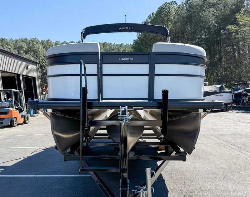 Slide: The Image of Harris Cruiser 210 SL 2025 - 4