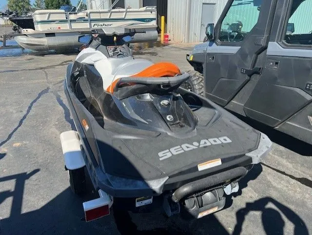 Slide: The Image of Sea-Doo GTI SE 130 2012 - 3