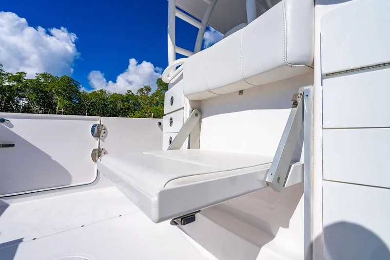 Slide: The Image of Everglades 355 Center Console 2019 with white folding seat. - 43