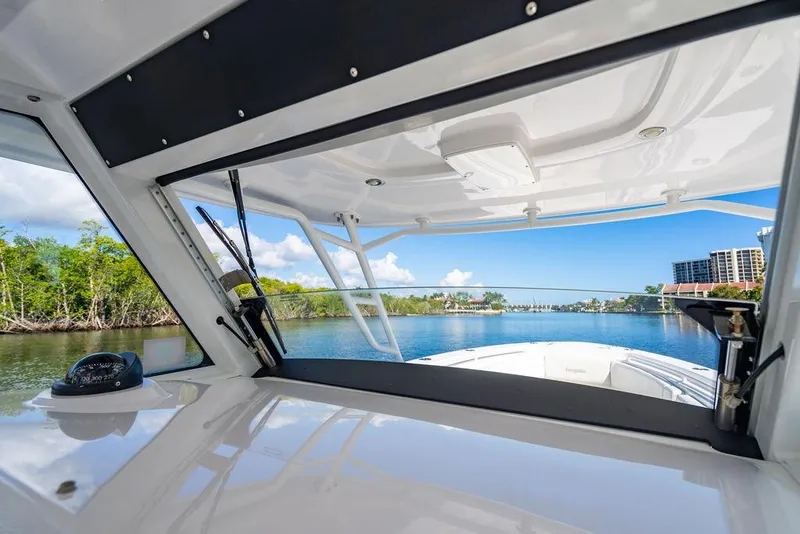 Slide: The Image of Everglades 355 Center Console 2019 - 53