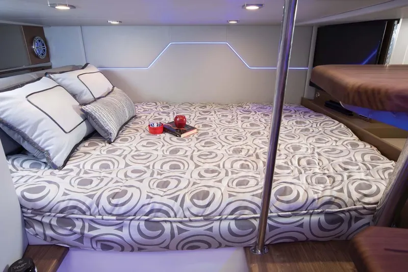 Slide: The Image of Manufacturer Provided Image: Luxurious cabin interior of 2019 Formula 430 Super Sport Crossover yacht. - 22