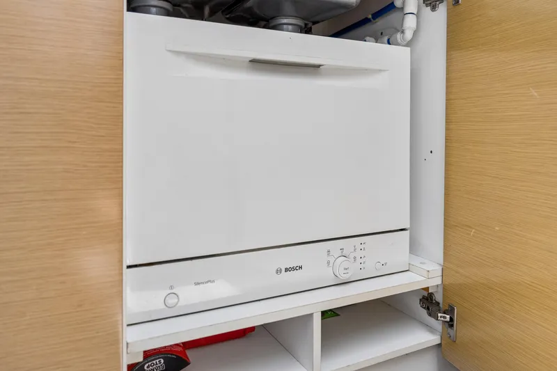 Slide: The Image of Built-in Bosch dishwasher in a Fountaine Pajot Helia 44 catamaran, 2014 model. - 22