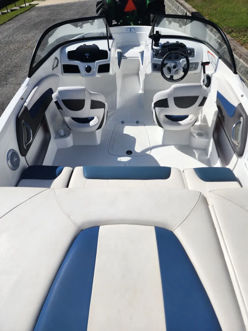 Slide: The Image of Tahoe 500 TS 2019 - 2