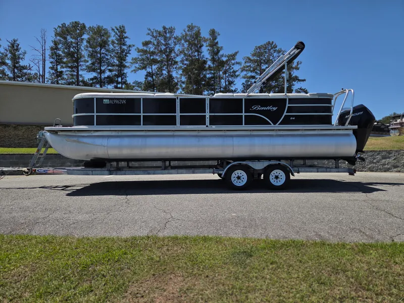 The Image of 2022 Bentley Pontoons 243 Cruise on trailer, side view. - 0