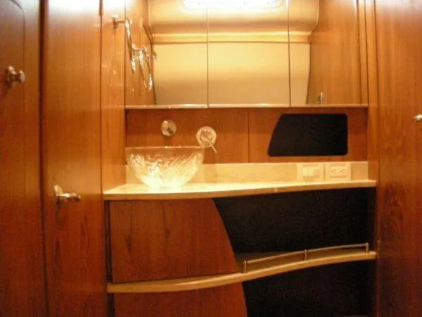 Slide: The Image of Luxurious bathroom in Tiara Yachts 4300 Sovran 2009 model. - 32