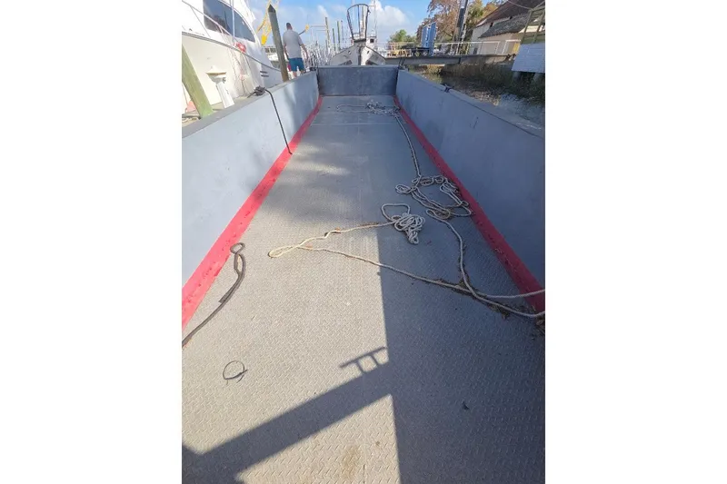 Slide: The Image of 2012 Cool Amphibious Manufacturers International Landing Craft with ropes on deck. - 19