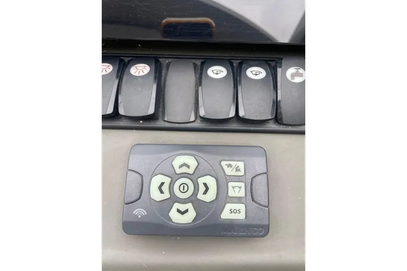 Slide: The Image of Remote control on Jeanneau Leader 46 yacht dashboard, 2017 model. - 23