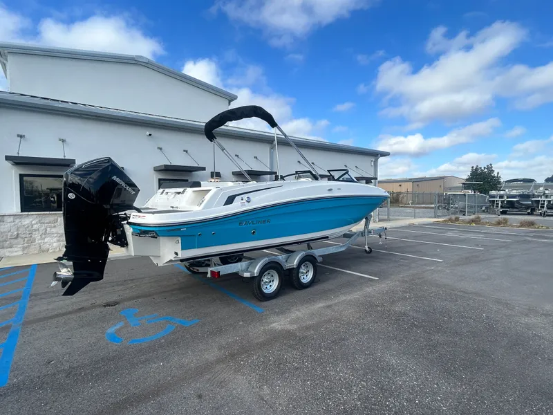 Slide: The Image of Bayliner VR6OB 2026 - 3