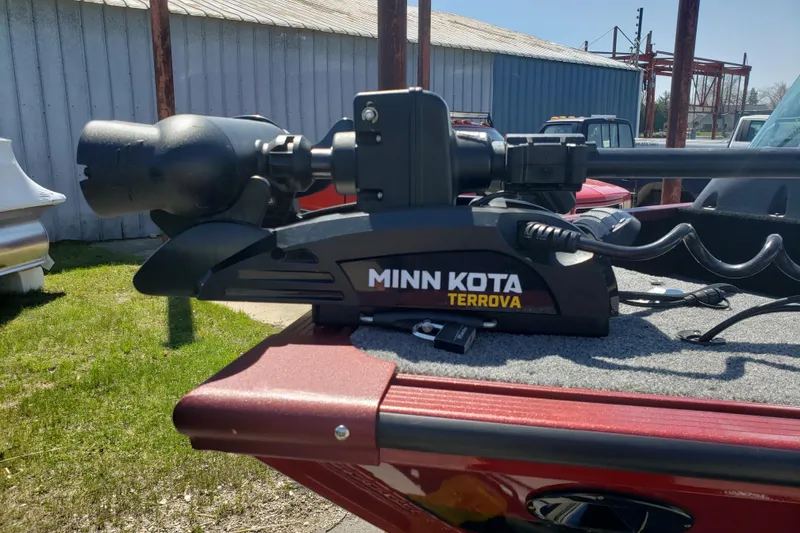 Slide: The Image of Minn Kota Terrova trolling motor on 2023 Alumacraft Competitor 175 Sport boat. - 5