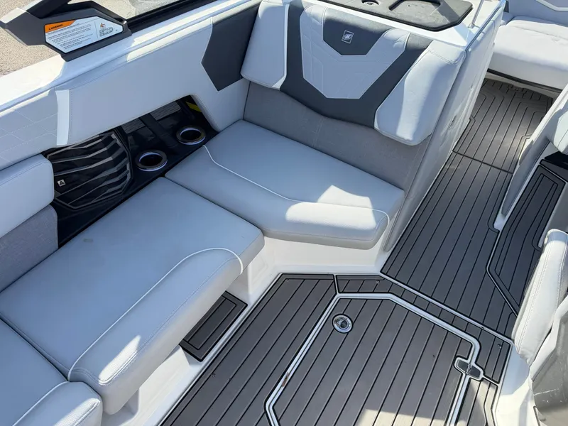 Slide: The Image of Nautique Super Air Nautique G23 2021 - 14
