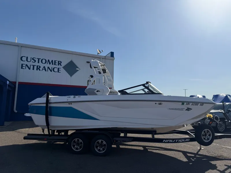 Slide: The Image of Nautique Super Air Nautique G23 2021 - 3