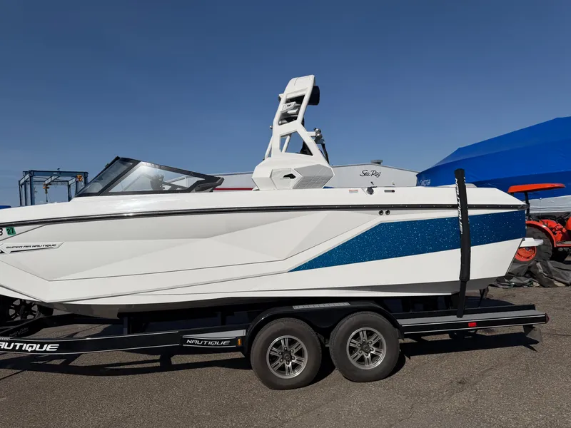 Slide: The Image of Nautique Super Air Nautique G23 2021 - 8