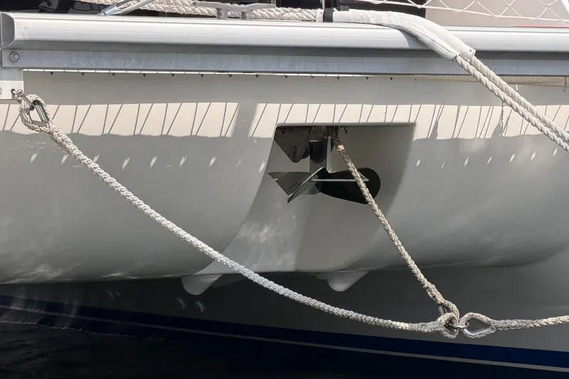 Slide: The Image of 2017 Leopard 40 catamaran with anchor and ropes, side view. - 43