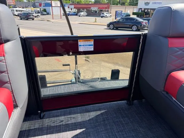 Slide: The Image of Godfrey Monaco 235 SFL - 250 Suzuki SS 2026 - 17