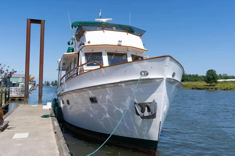 Slide: The Image of Grand Banks 52 Europa 1976 - 69