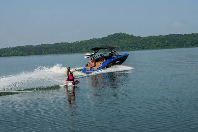 Slide: The Image of Yamaha 255XD 2026 - 18