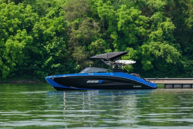 Slide: The Image of Yamaha 255XD 2026 - 19