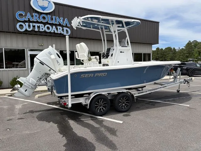 The Image of 2026 Sea Pro 202 Center Console boat at Carolina Outboard. - 1