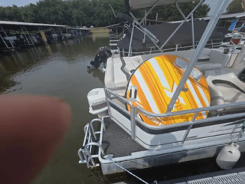 Slide: The Image of Harris KAYOT 2001 - 4