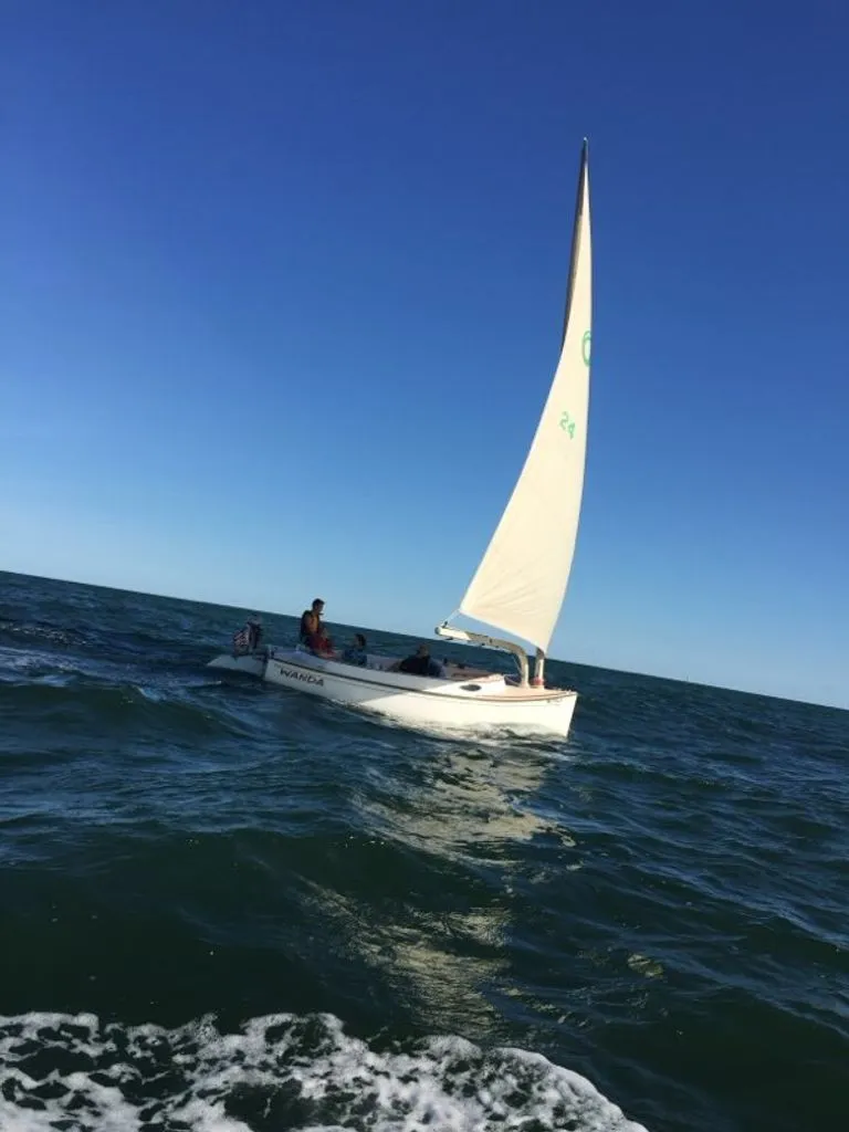 Slide: The Image of Alerion Express 2000 - 10