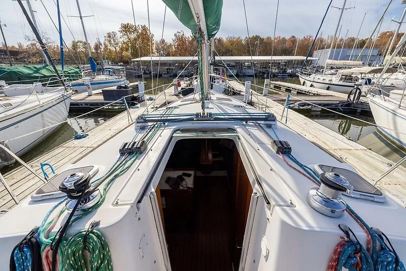 Slide: The Image of Beneteau Oceanis Clipper 343 sailboat docked, 2008 model. - 22