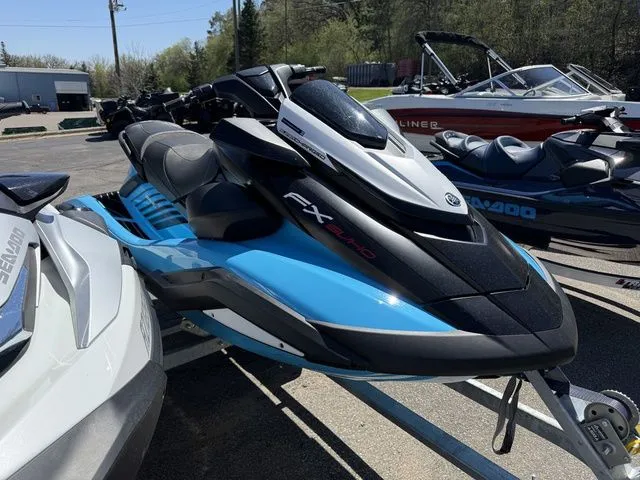 Slide: The Image of Yamaha FX SVHO 2025 - 3