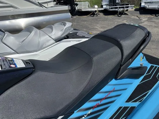 Slide: The Image of Yamaha FX SVHO 2025 - 6