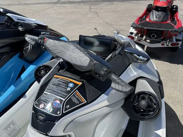 Slide: The Image of Sea-Doo GTX 2025 - 8