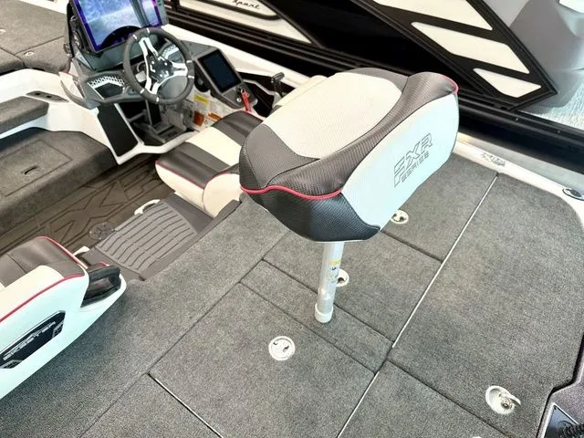 Slide: The Image of Skeeter FXR21 PRO 2026 - 3