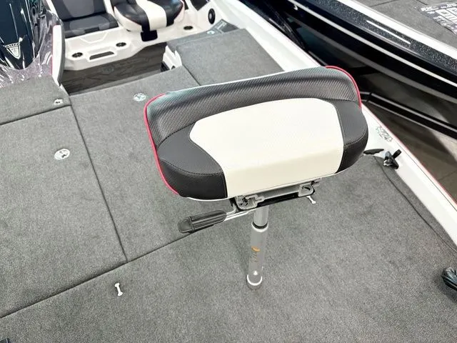 Slide: The Image of Skeeter FXR21 PRO 2026 - 6