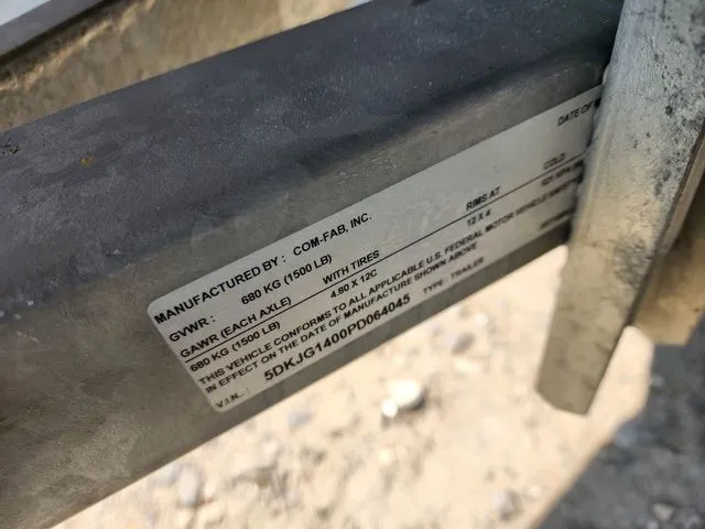 Slide: The Image of Smoker Craft Jon 1232 2025 - 9