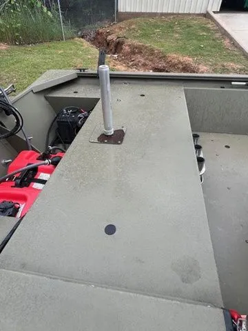 Slide: The Image of Tracker Grizzly 1648 2017 - 11