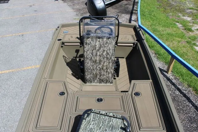 Slide: The Image of Thor 1900CC Lake Hammer 2026 - 20