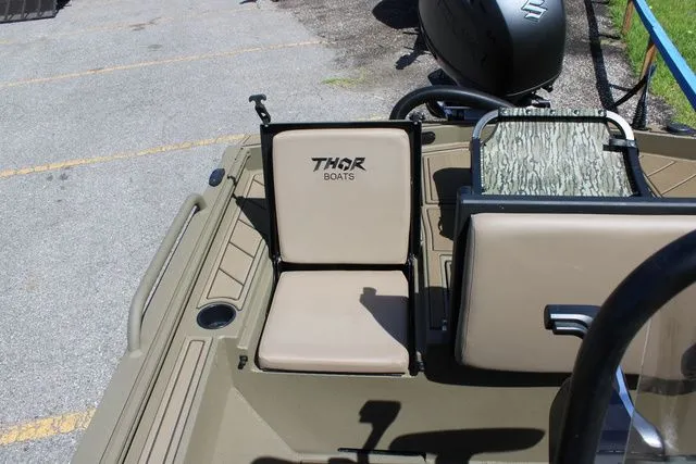 Slide: The Image of Thor 1900CC Lake Hammer 2026 - 23