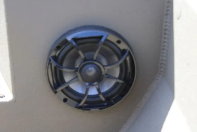 Slide: The Image of Thor 1900CC Lake Hammer 2026 - 26