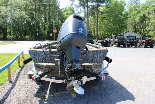 Slide: The Image of Thor 1900CC Lake Hammer 2026 - 4