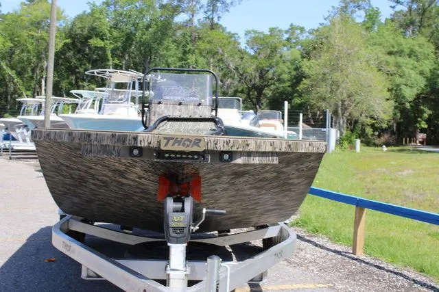 Slide: The Image of Thor 1900CC Lake Hammer 2026 - 8