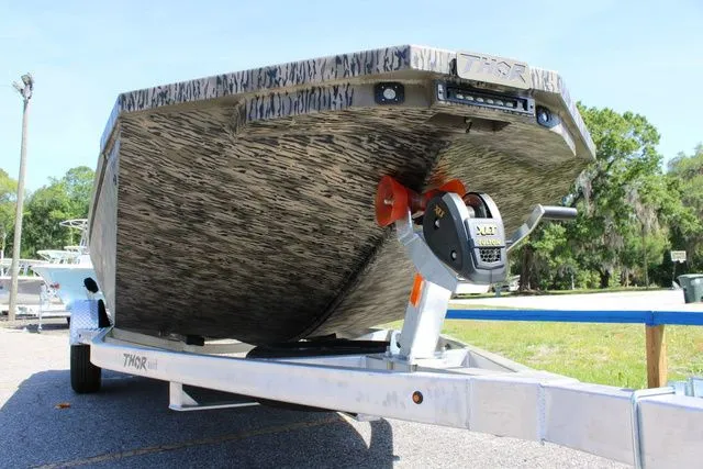 Slide: The Image of Thor 1900CC Lake Hammer 2026 - 9