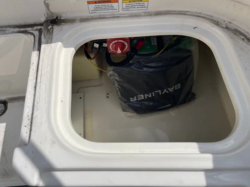 Slide: The Image of Bayliner 170EL 2024 - 18