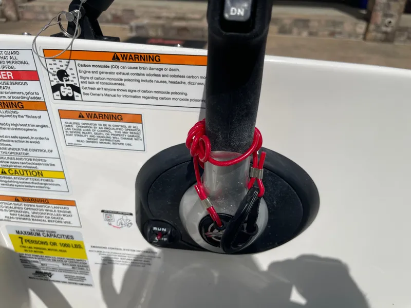 Slide: The Image of Bayliner 170EL 2024 - 33