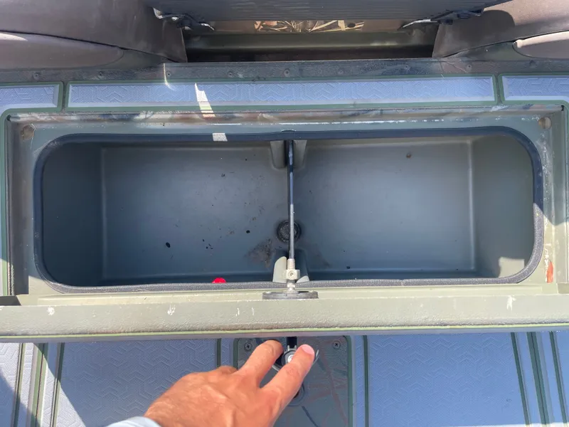 Slide: The Image of Ranger RT188 2018 - 9