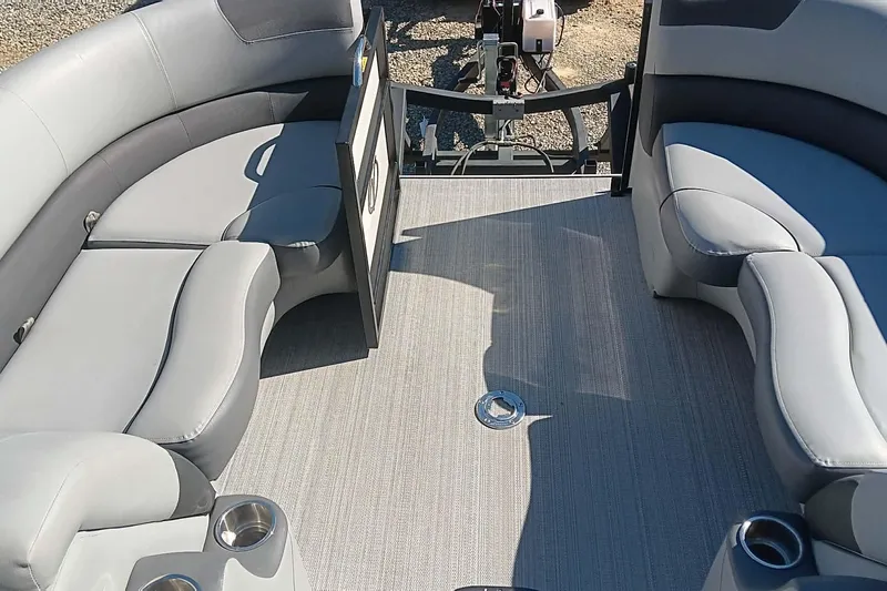 Slide: The Image of Interior of Veranda Relax VR22RC 2023 pontoon boat with gray seating. - 5