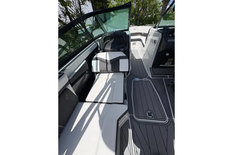 Slide: The Image of 2023 Monterey 255SS Super Sport boat interior with sleek seating and modern design. - 22