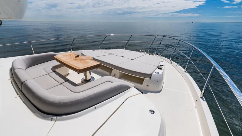 Slide: The Image of Absolute Navetta 64 2025 - 94