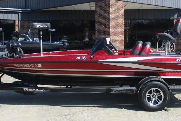 The Image of Triton 18XS SC 2014 - undefined