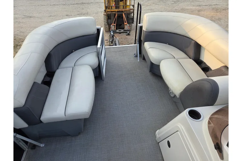 Slide: The Image of Interior of 2022 Sylvan Mirage 820 Cruise pontoon boat with plush seating. - 10