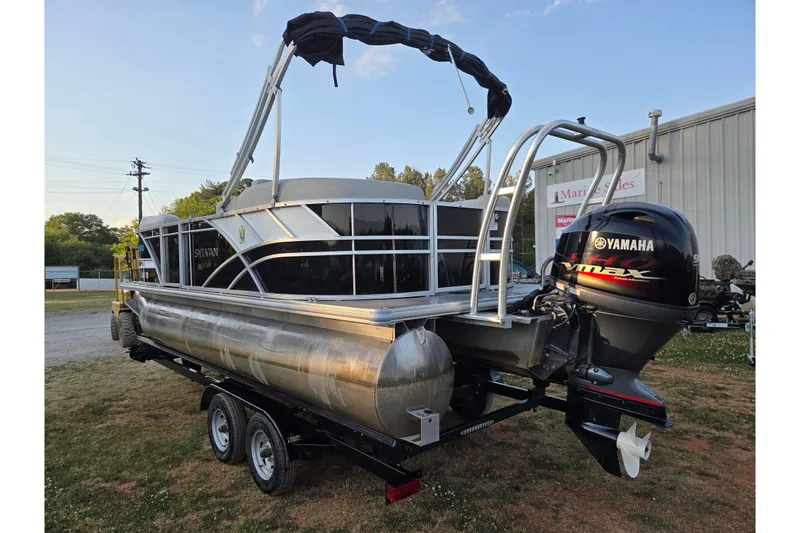 Slide: The Image of 2022 Sylvan Mirage 820 Cruise pontoon boat with Yamaha VMAX engine on trailer. - 7