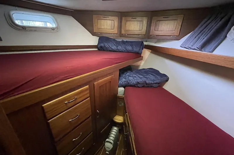 Slide: The Image of Egg Harbor 43 - Forward Cabin - 6